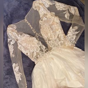 Rhapsody by Willowby by Watters boho romantic lace wedding dress